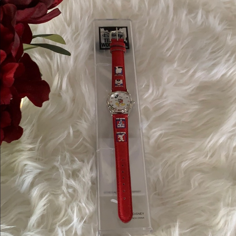 NIB Vintage Disney Mickey Mouse Time Works Watch